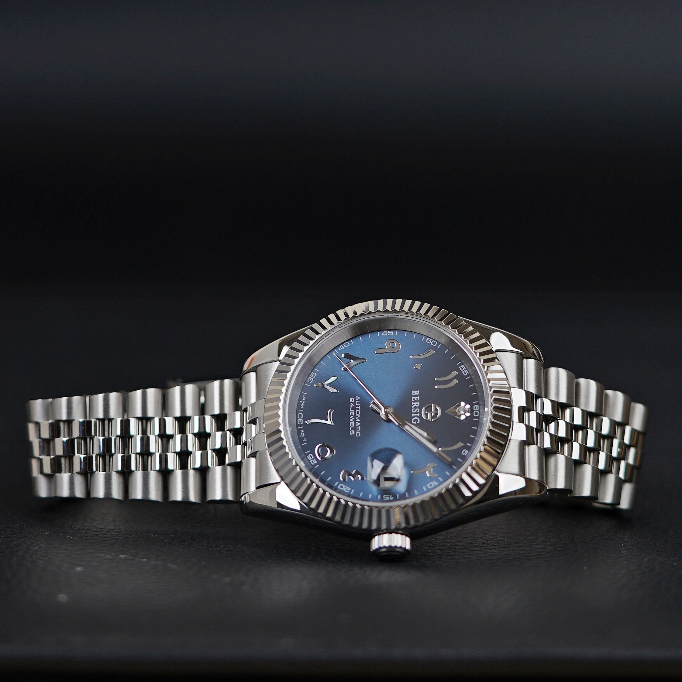 Luxaura Arabic Face 1645